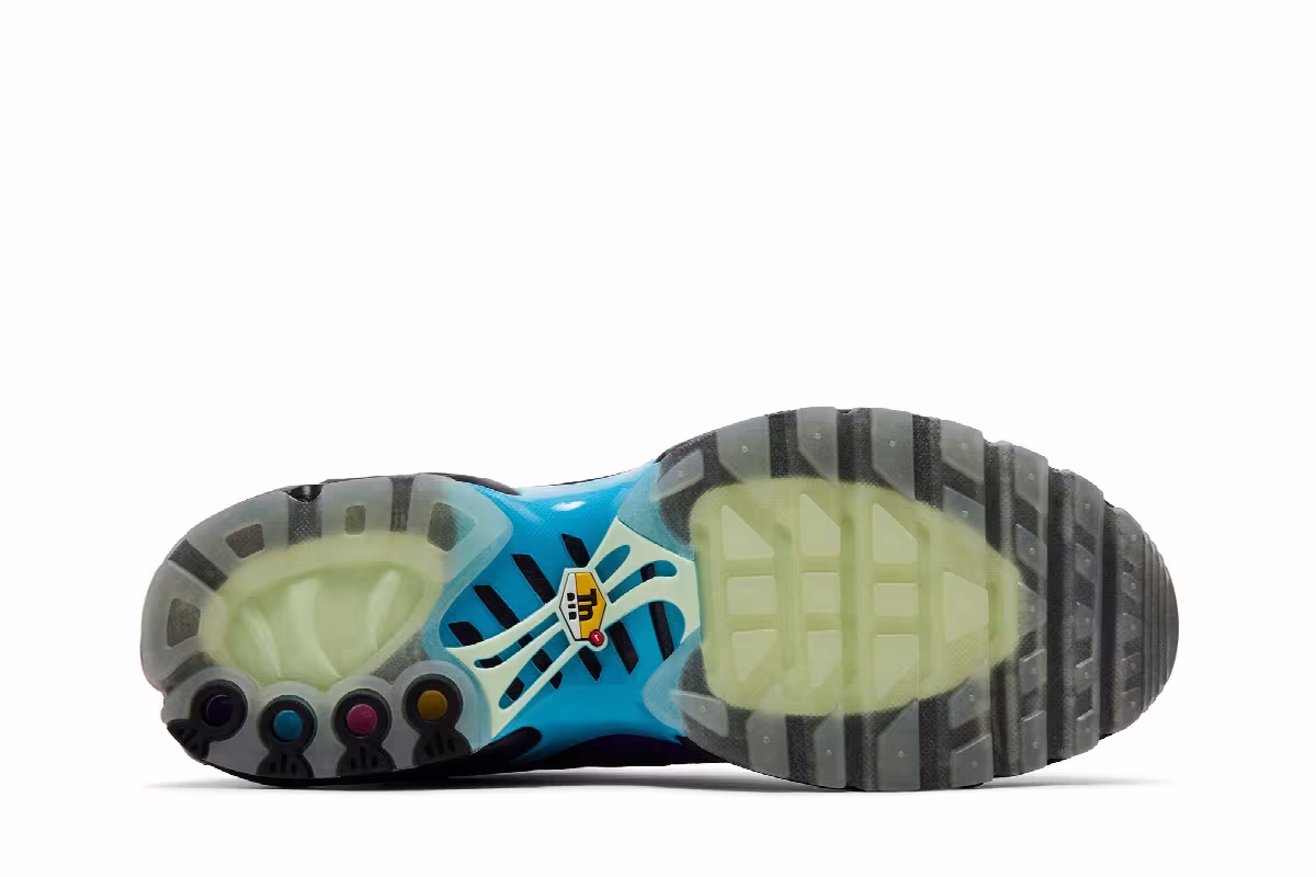 Nike Air Max Plus Doernbecher 2026, view 5