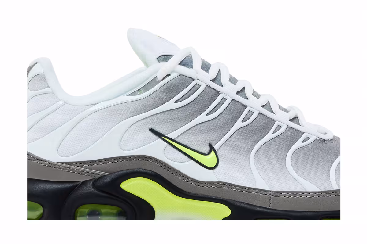 Nike Air Max Plus White Pearl Grey Neon, view 3