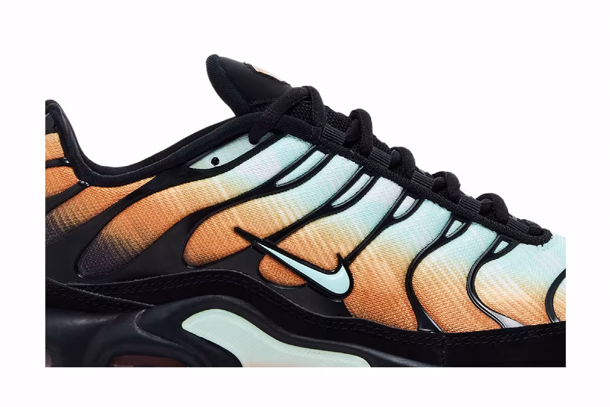 Nike Air Max Plus OG Premium Desert Monarch, view 3
