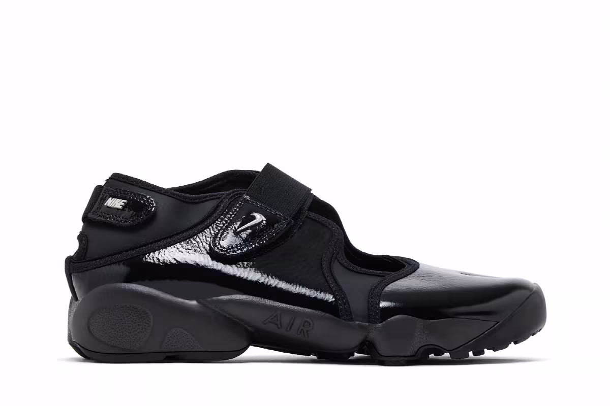 Nike Women's Air Rift Black Metallic Silver, view 2