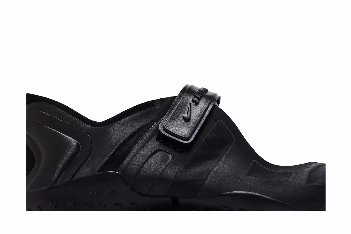 Women's NikeSKIMS Air Rift Satin - Black, view 3