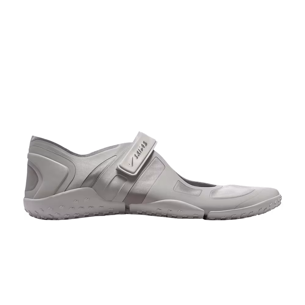 NikeSKIMS Women's Air Rift Night Silver