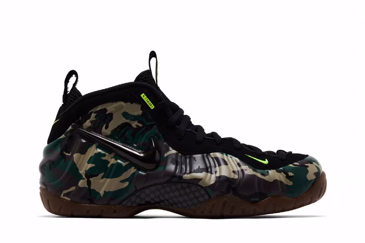 Nike Air Foamposite Pro Green Camo 2026, view 2