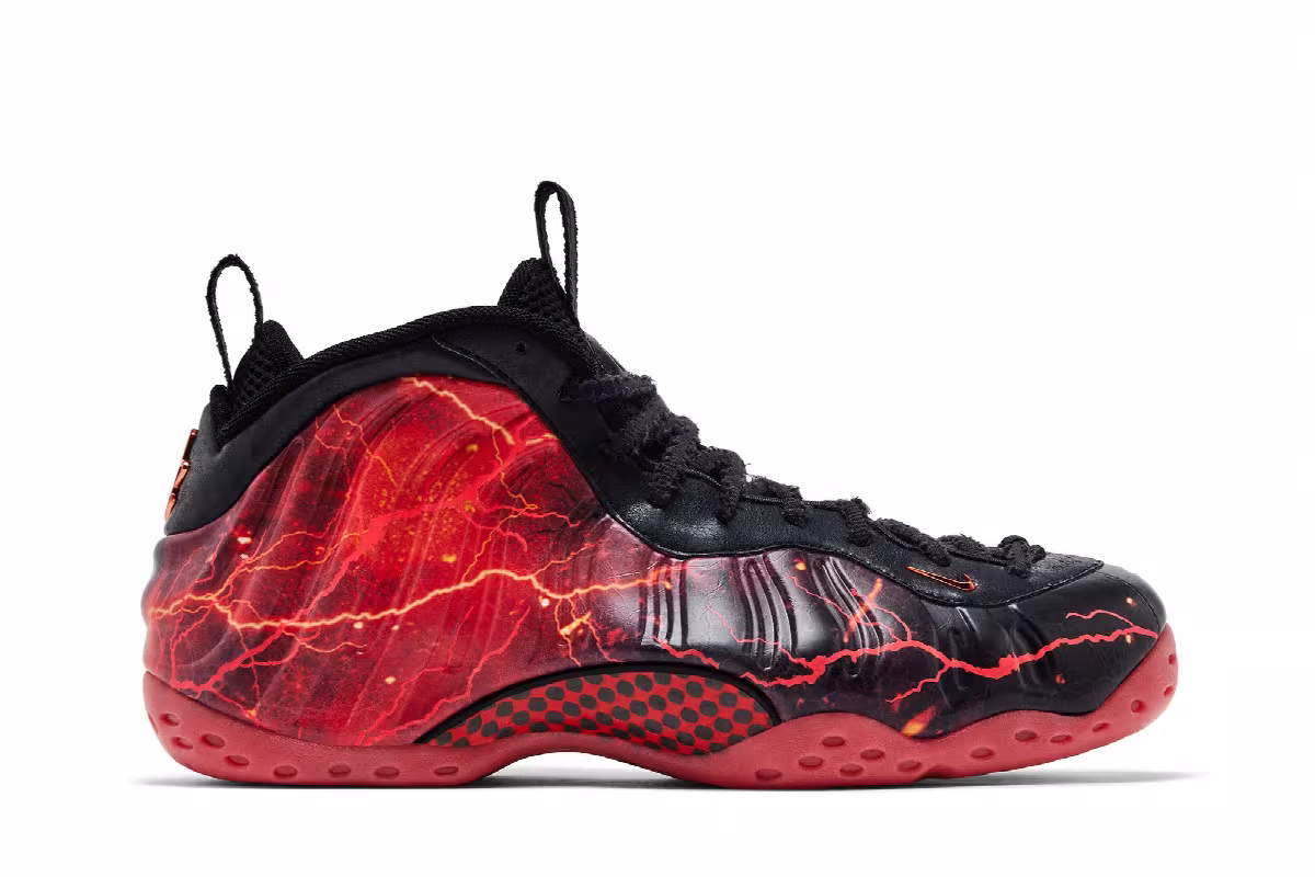 Stranger Things x Nike Air Foamposite One Premium QS Black Bright Crimson, view 2