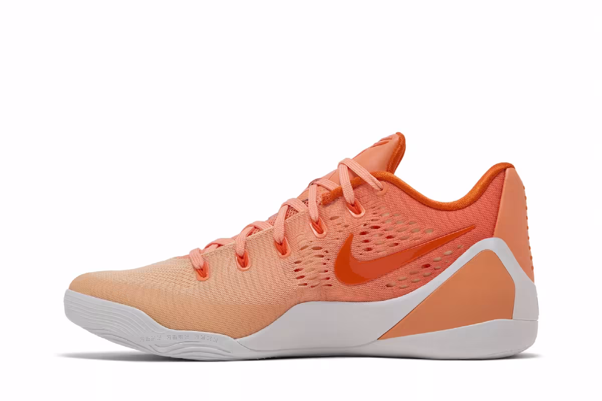 Nike Kobe 9 Elite Low EM Protro WNBA, view 4