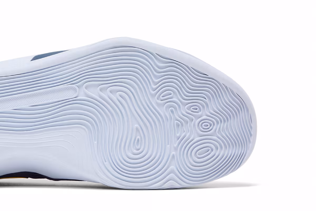 Nike Kobe 9 EM Low Protro TB Daybreak, view 6