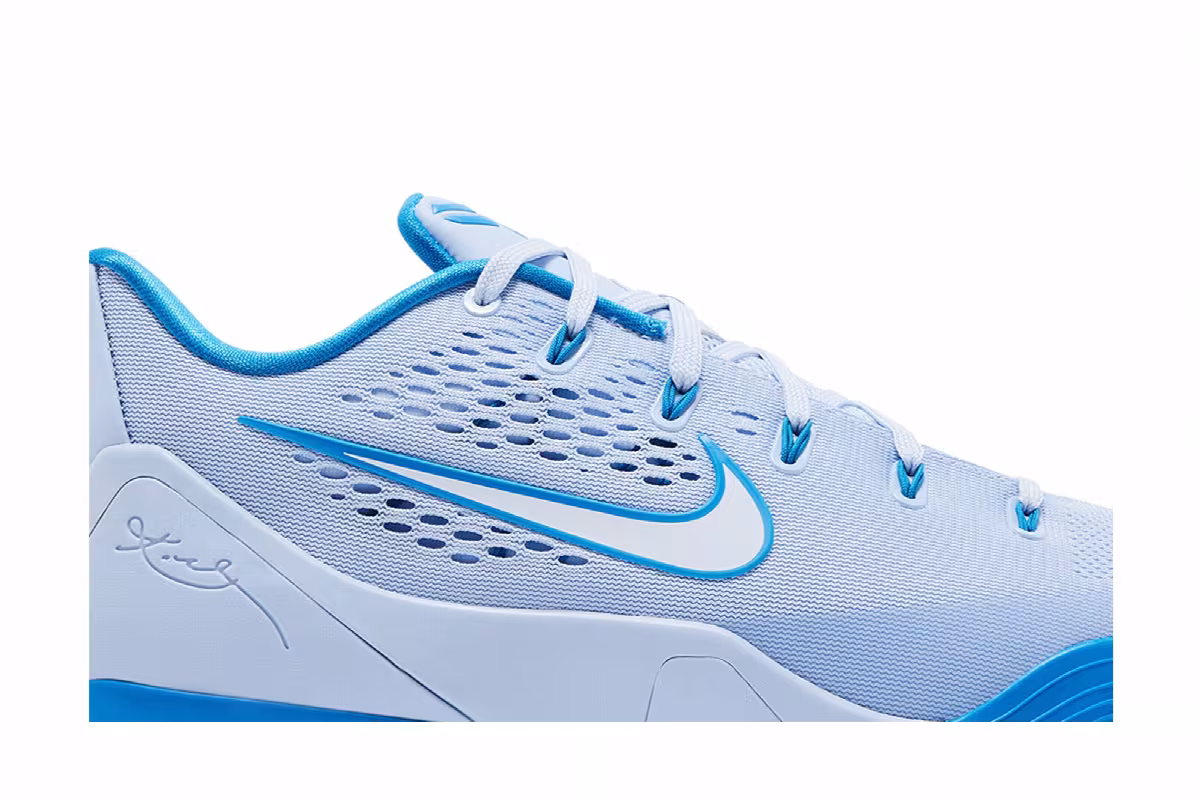 Nike Kobe 9 EM Protro Hydrogen Blue, view 3