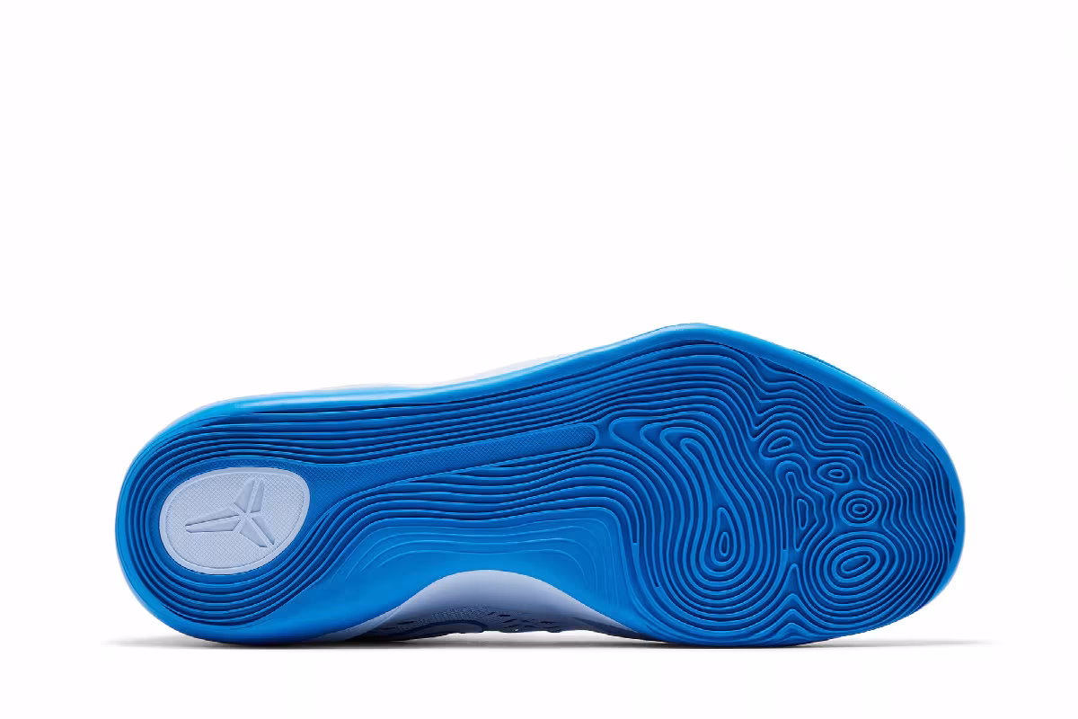 Nike Kobe 9 EM Protro Hydrogen Blue, view 5