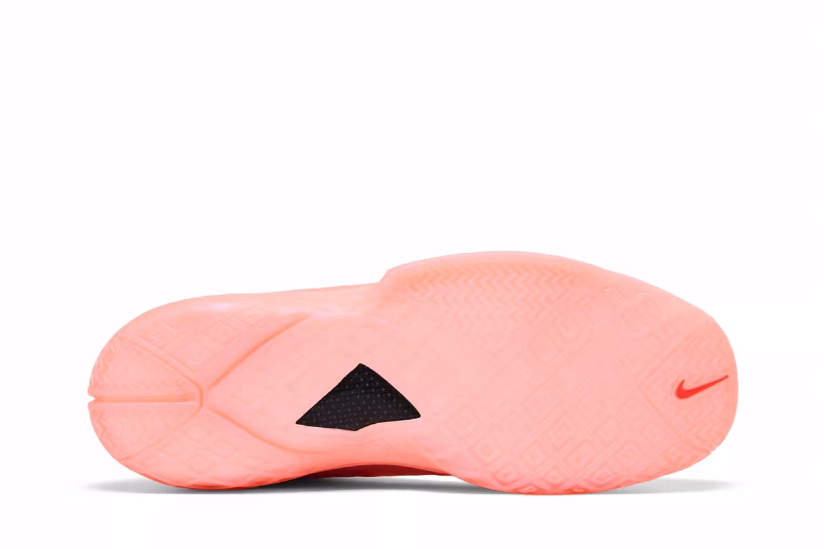 Nike Zoom Kobe 3 Low Protro Atomic Pink, view 5