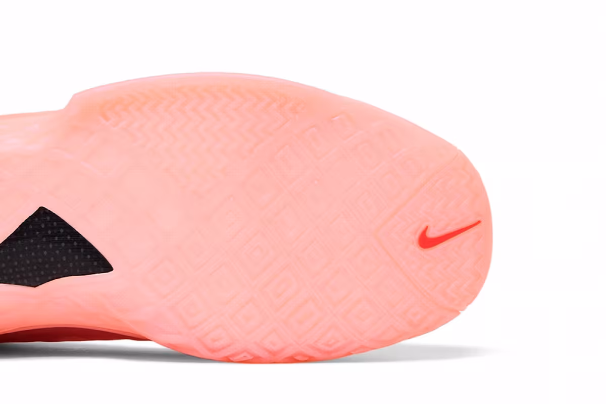 Nike Zoom Kobe 3 Low Protro Atomic Pink, view 6
