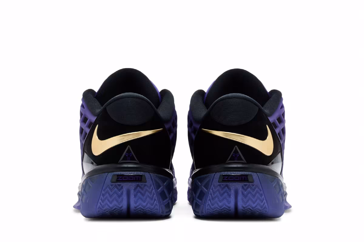 FC Barcelona x Nike Kobe 3 Low Protro Black Gold Metallic, view 7