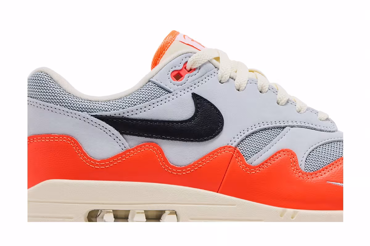 Patta x Nike Air Max 1 Hyper Crimson, view 3