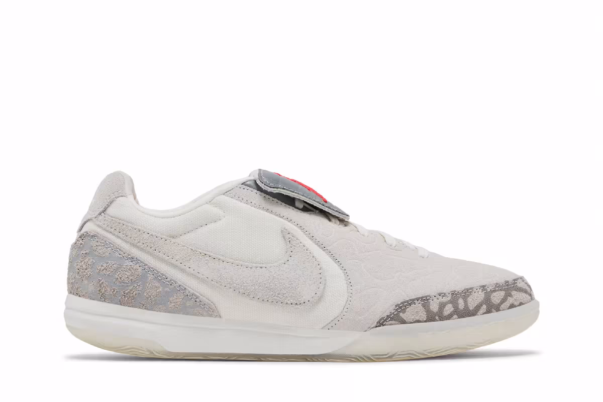 Nike Tiempo Streetgato SE Phantom, view 2