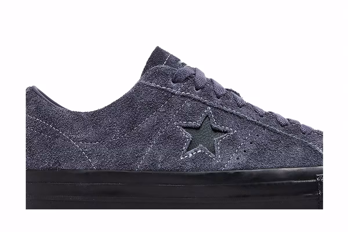 Converse One Star Pro Vintage Suede Low Dark Moth Black, view 3