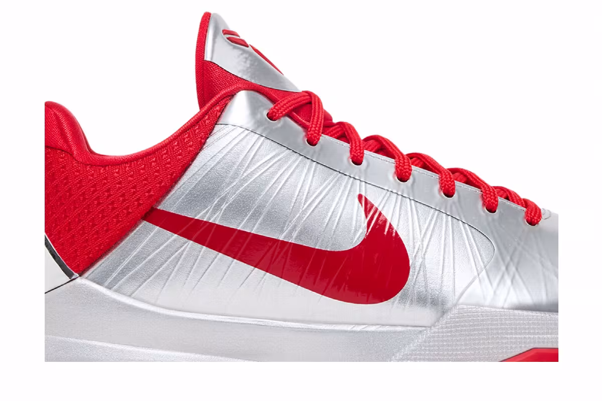 Caitlin Clark x Nike Zoom Kobe 5 Protro Rookie of the Year, view 3
