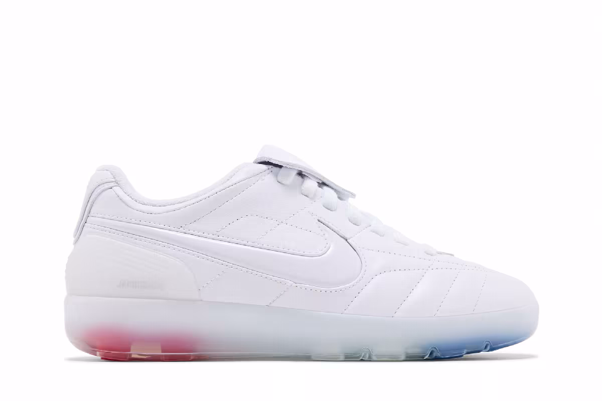 Jacquemus x Nike Cryoshot Tiempo R10 France, view 2