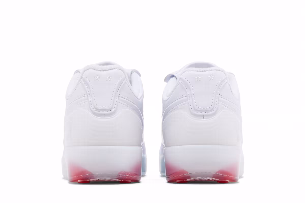 Jacquemus x Nike Cryoshot Tiempo R10 France, view 7
