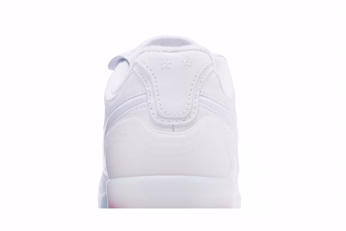 Jacquemus x Nike Cryoshot Tiempo R10 France, view 8