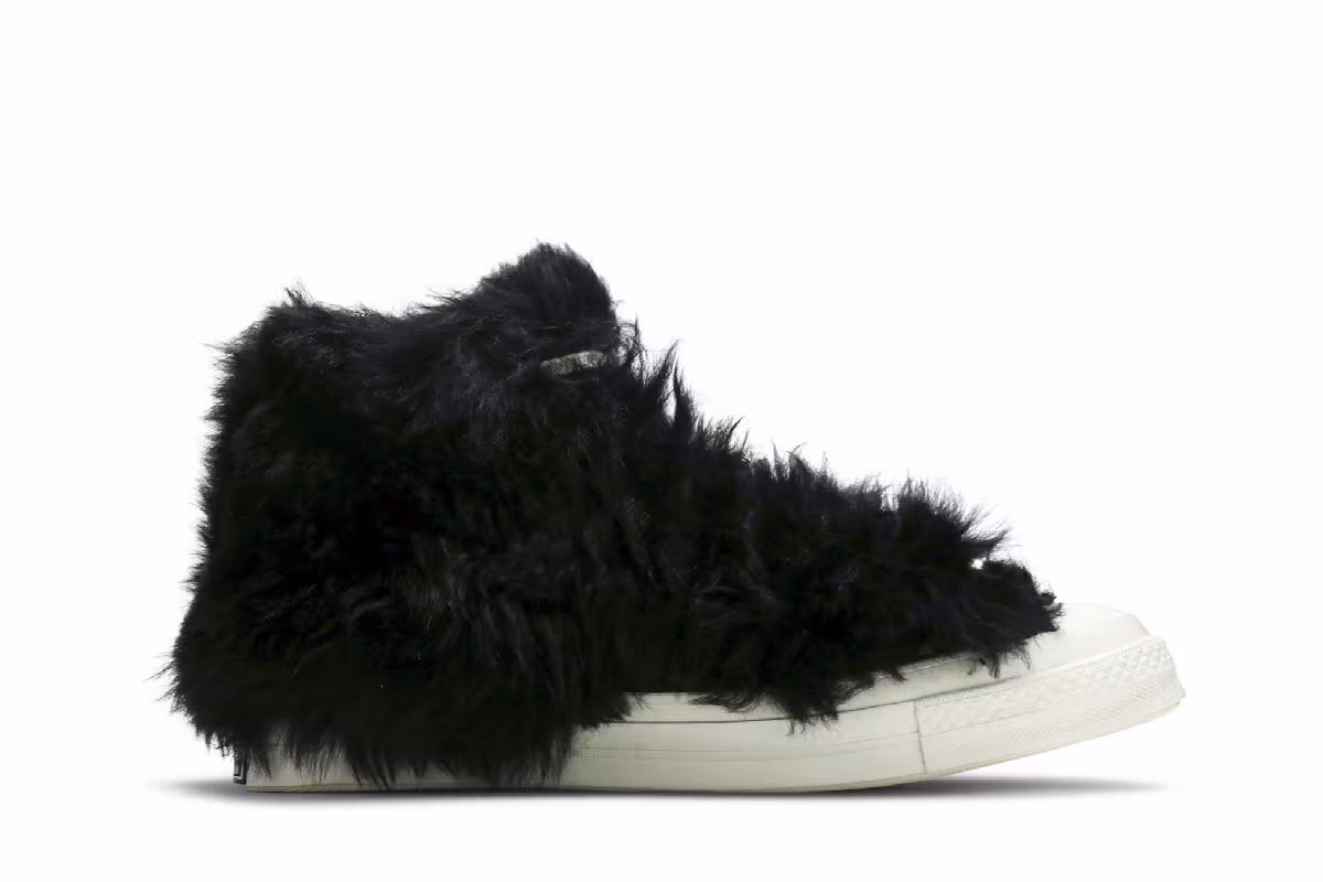 AMBUSH x Converse Chuck 70 High Fuzzy - Black Egret, view 2