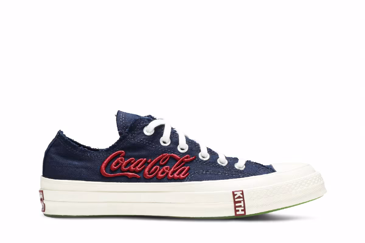 Kith x Coca-Cola x Converse Chuck 70 Low Navy, view 2