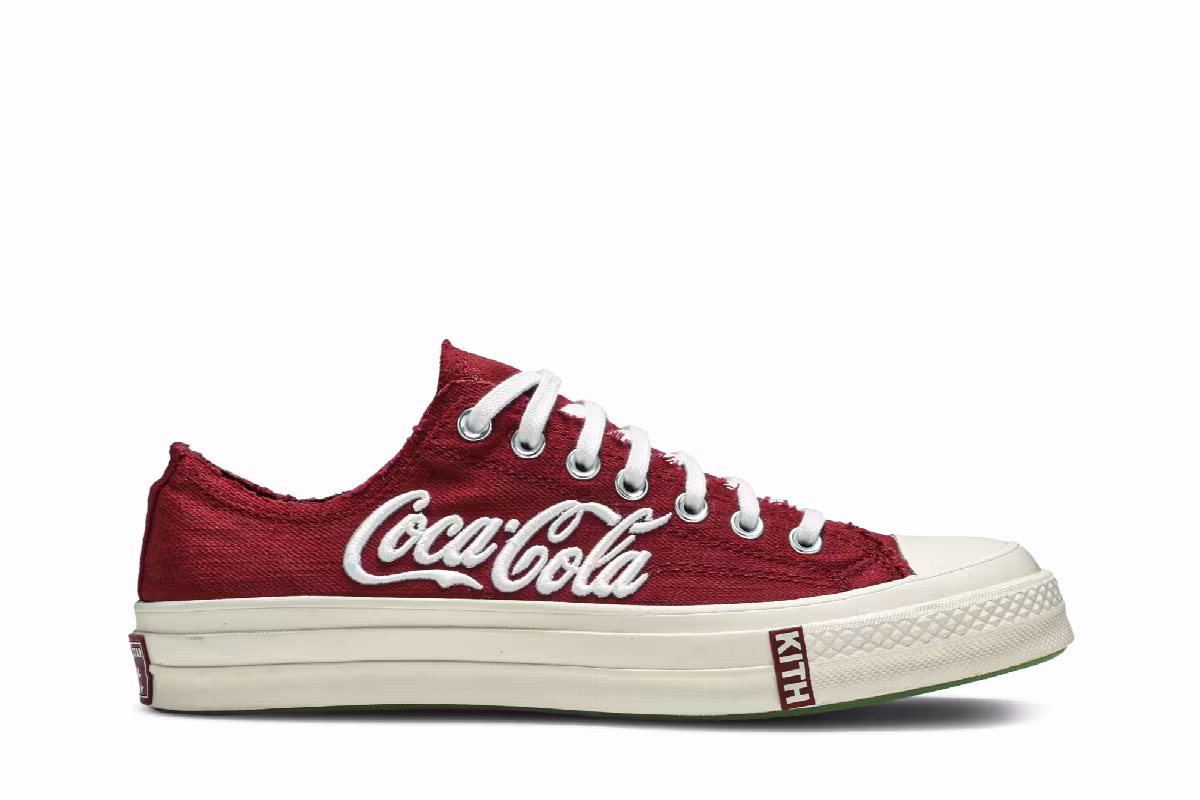 Kith x Coca-Cola x Converse Chuck 70 Low Red, view 2