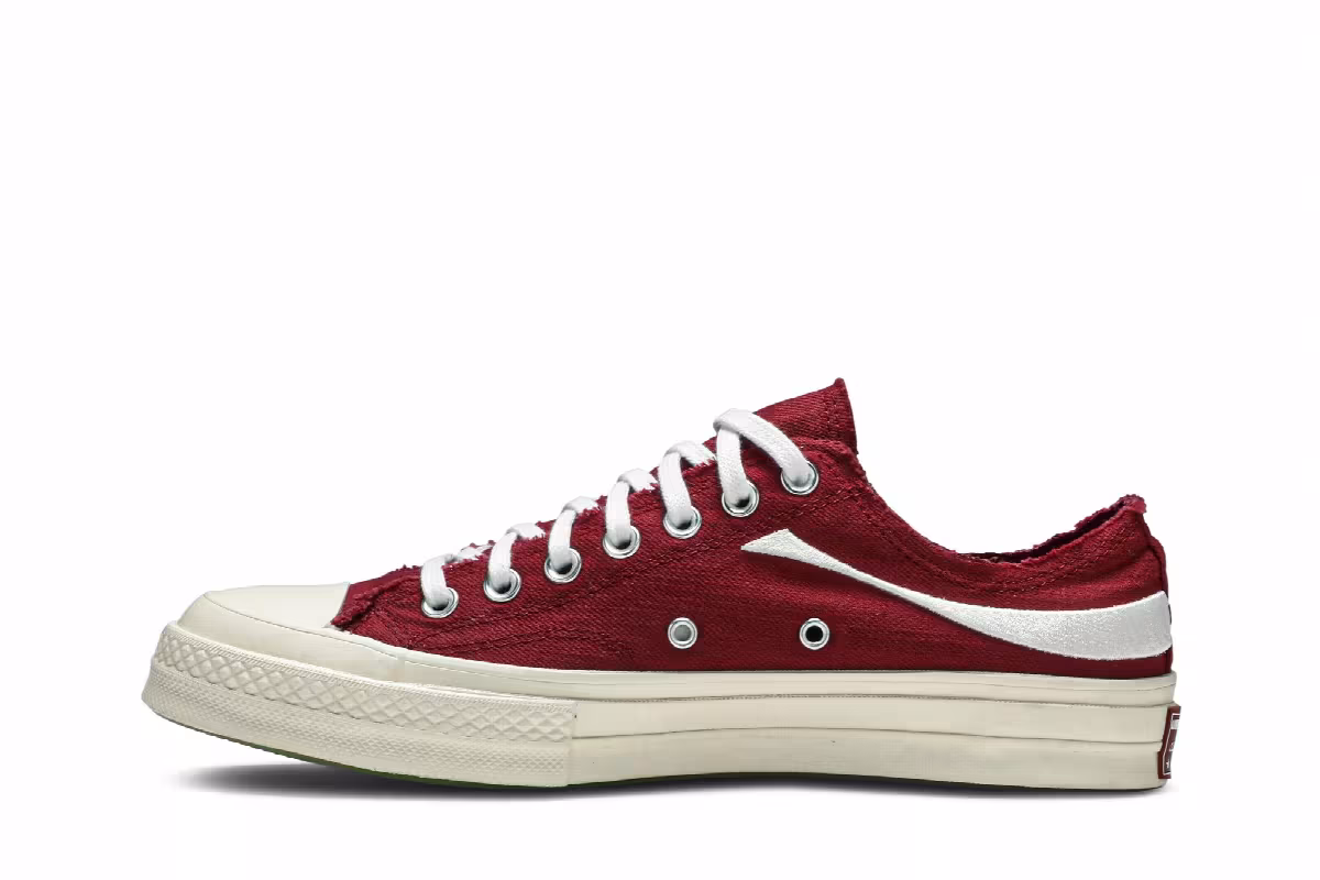 Kith x Coca-Cola x Converse Chuck 70 Low Red, view 4