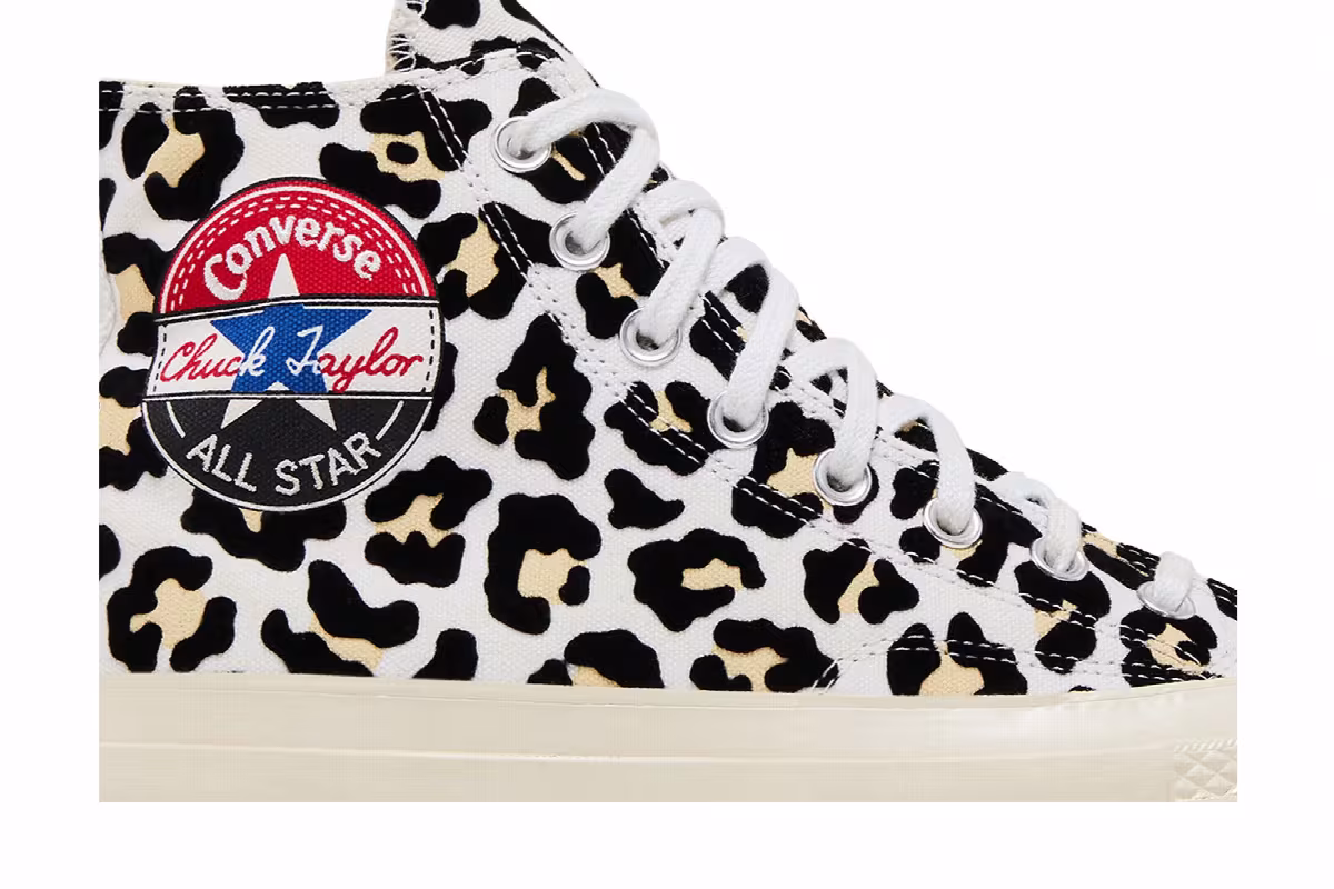 Converse Chuck 70 Hi Logo Play - Desert Ore, view 3