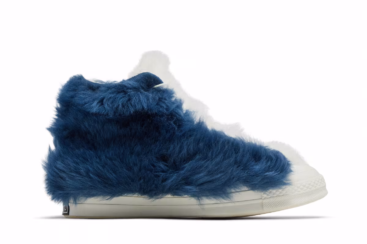 AMBUSH x Converse Chuck 70 High Fuzzy - Navy Blue, view 2