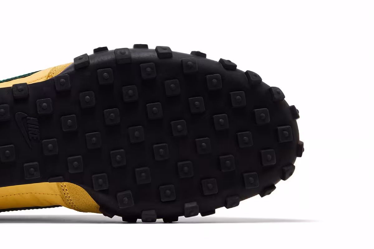 Nike Waffle Racer Topaz Gold Sail, view 6