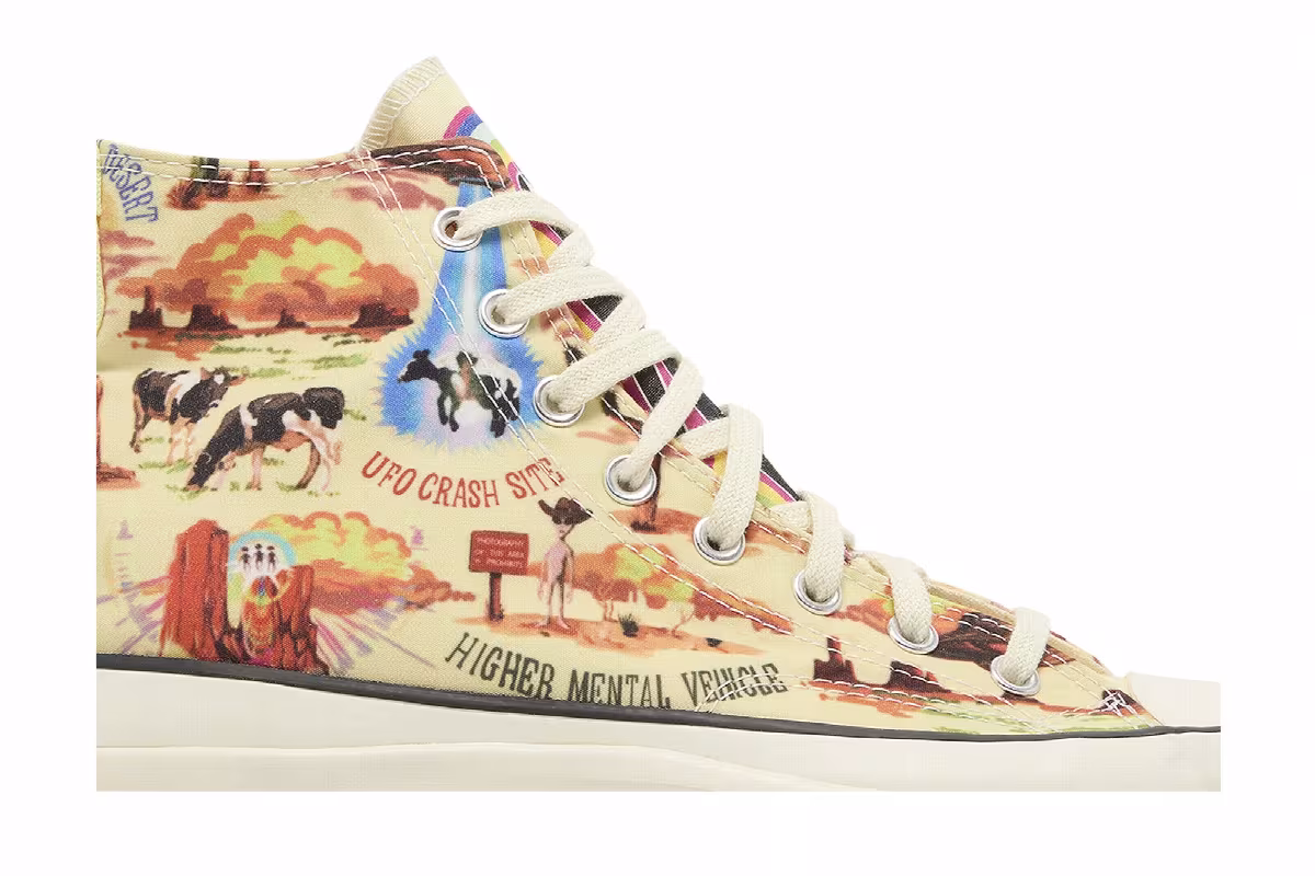 Converse Run Star Hike High Twisted Resort - UFO Crash Site, view 3