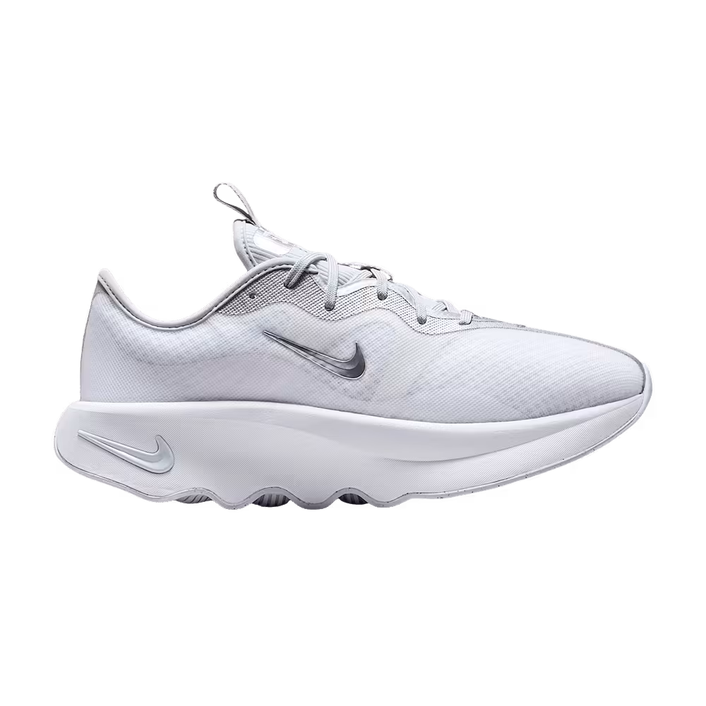 Nike Women's Motiva 2 Walking White Pure Platinum Metallic Silver