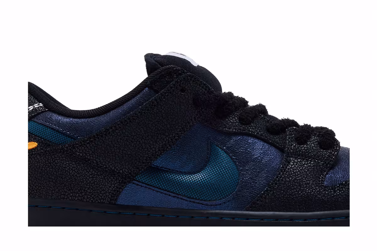 Bluetile x Nike SB Dunk Black Marina White, view 3