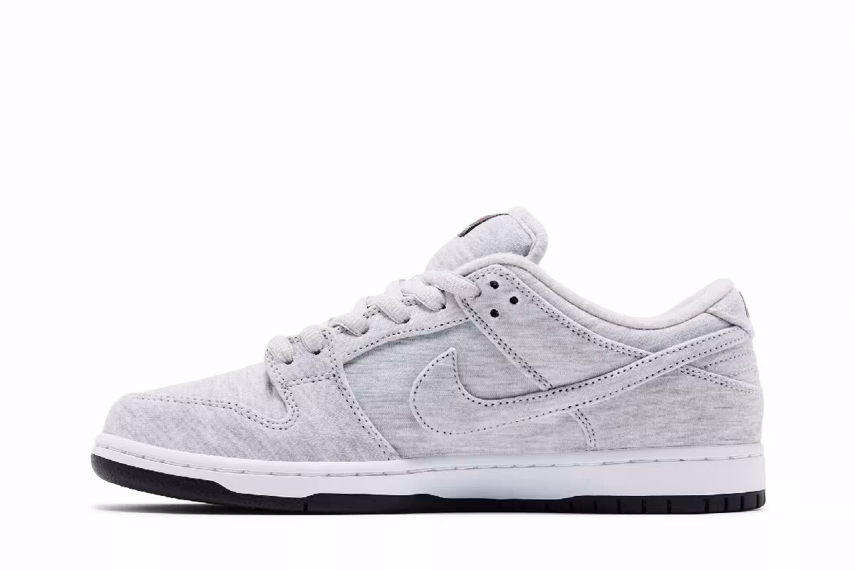 Kirkland Signature x Nike Dunk Low Pro SB Grey Fog, view 4