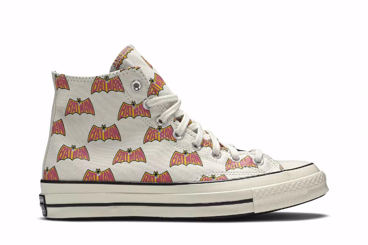 Batman x Converse Chuck 70 High 80th Anniversary - White, view 2