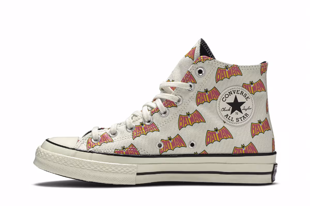 Batman x Converse Chuck 70 High 80th Anniversary - White, view 4