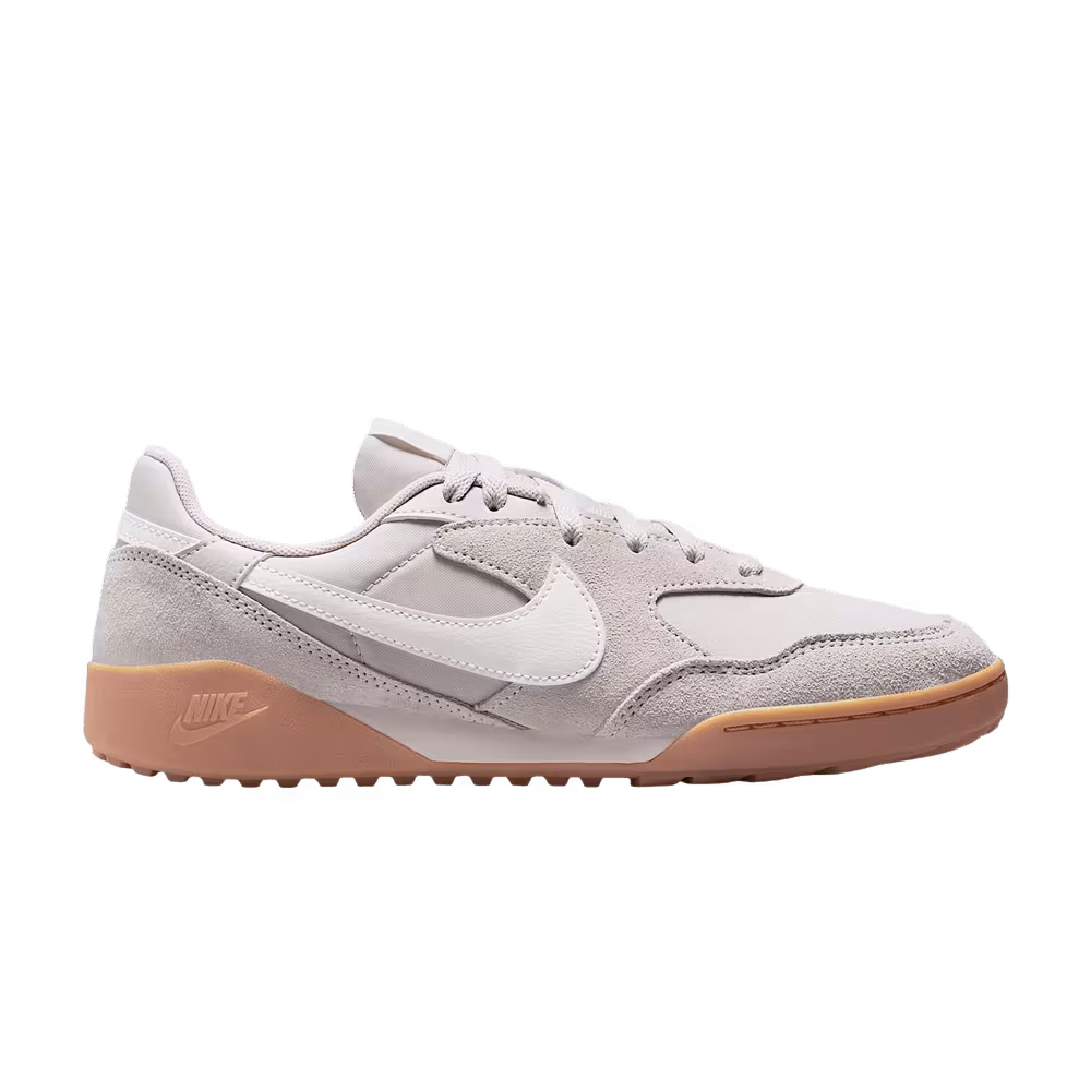 Nike Women's Terra Manta Suede Light Orewood Brown