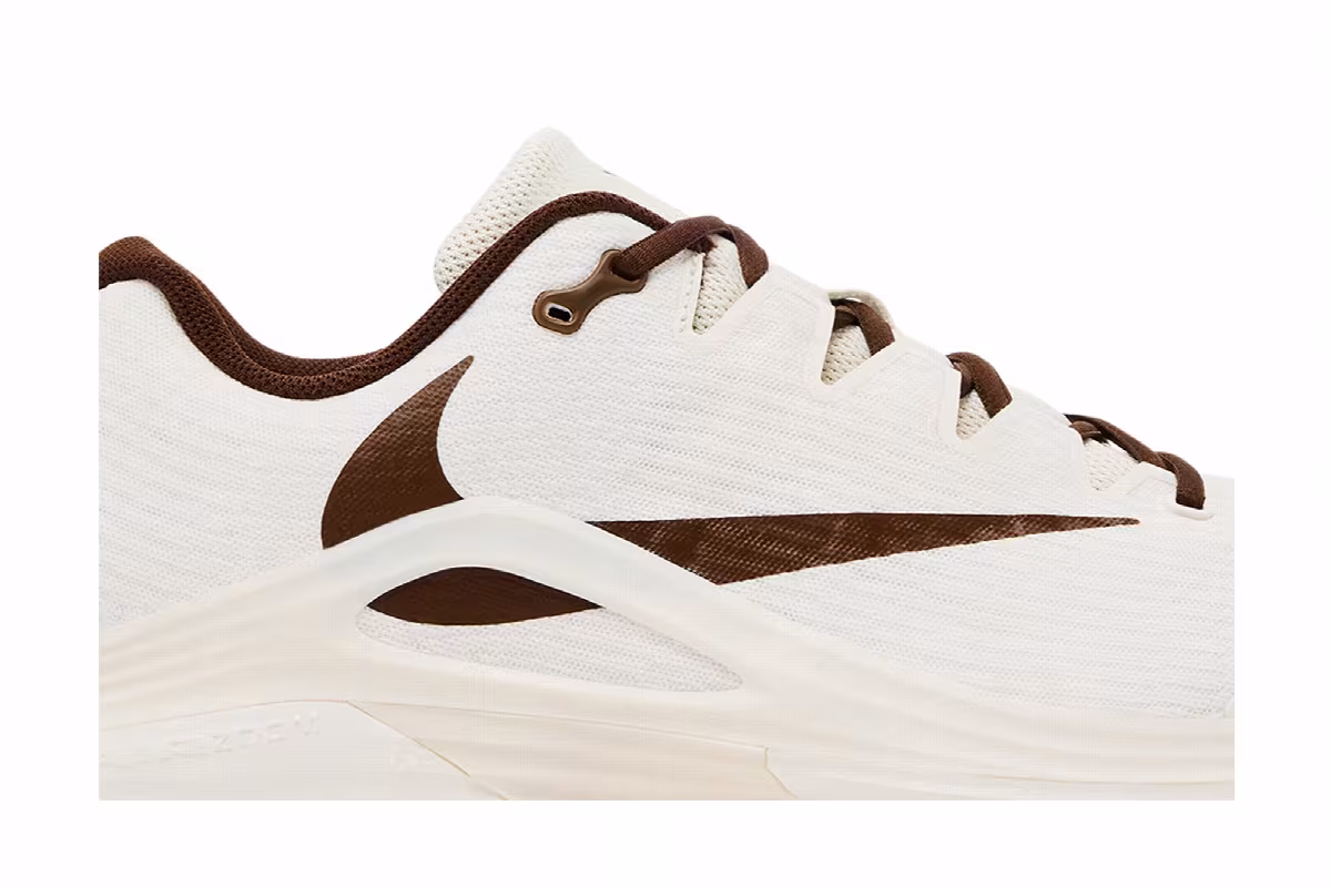Travis Scott x Nike Zoom Vapor 12 Pale Ivory, view 3