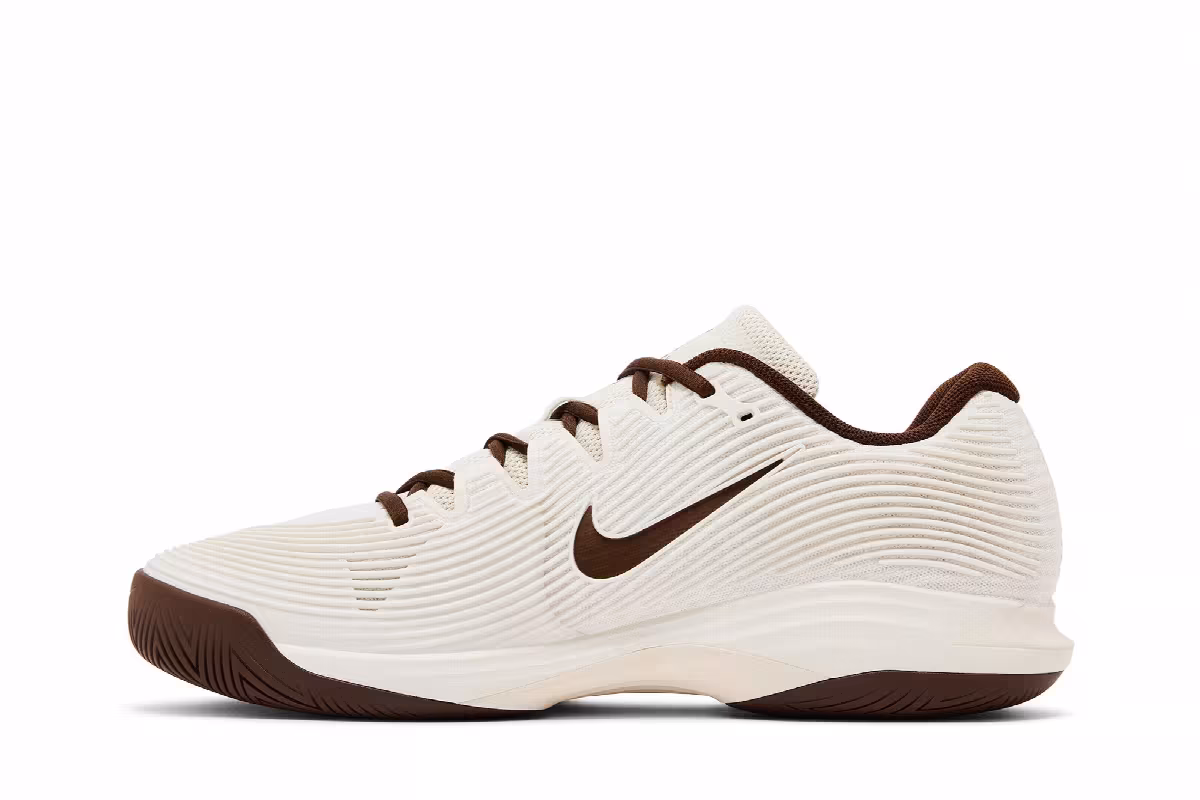 Travis Scott x Nike Zoom Vapor 12 Pale Ivory, view 4