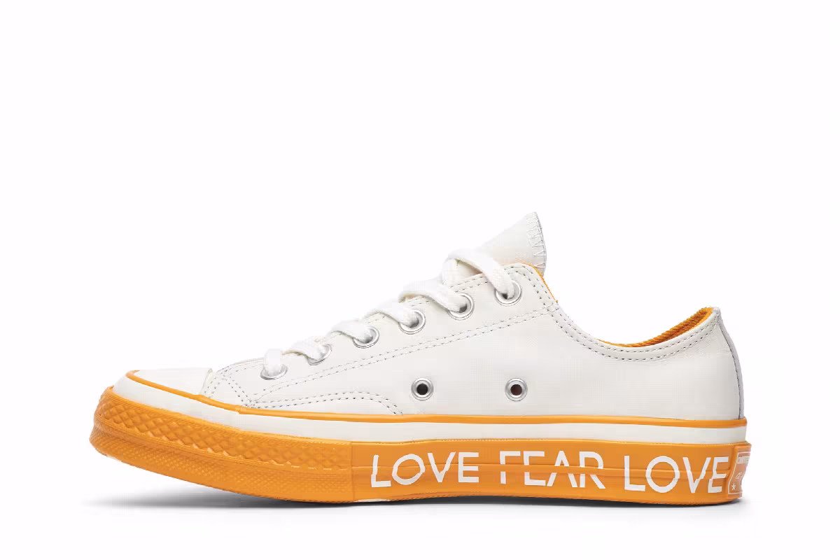 Converse Women's Chuck 70 Low Love Graphic - Cream, view 4