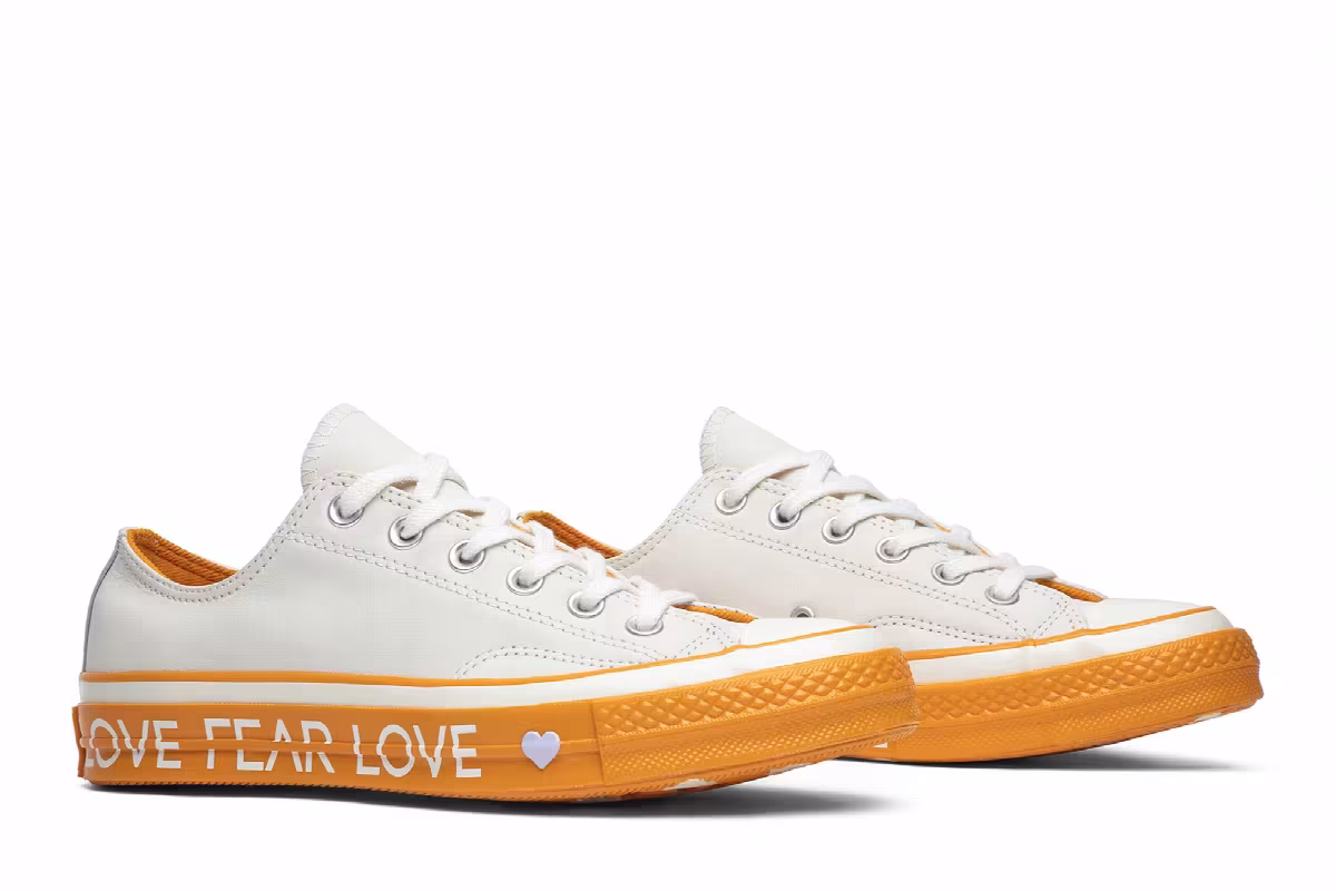 Converse Women's Chuck 70 Low Love Graphic - Cream, view 9