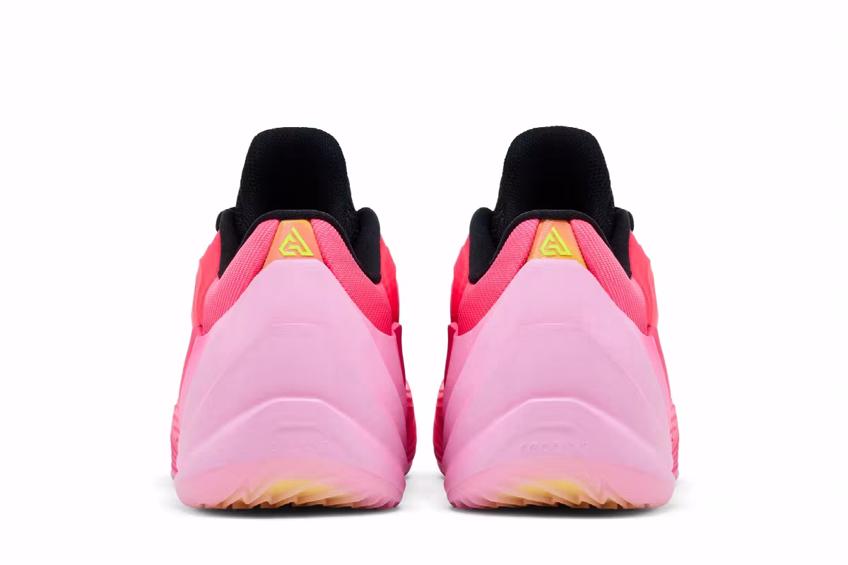 Nike Giannis Freak 8 Hyper Pink Hyper Orange, view 7