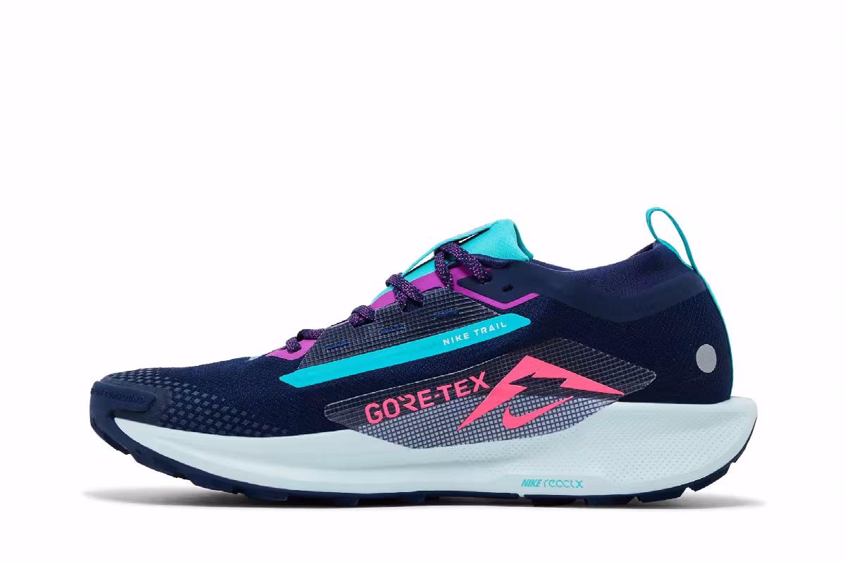 Nike Pegasus Trail 5 GORE-TEX Midnight Navy Hyper Pink, view 4
