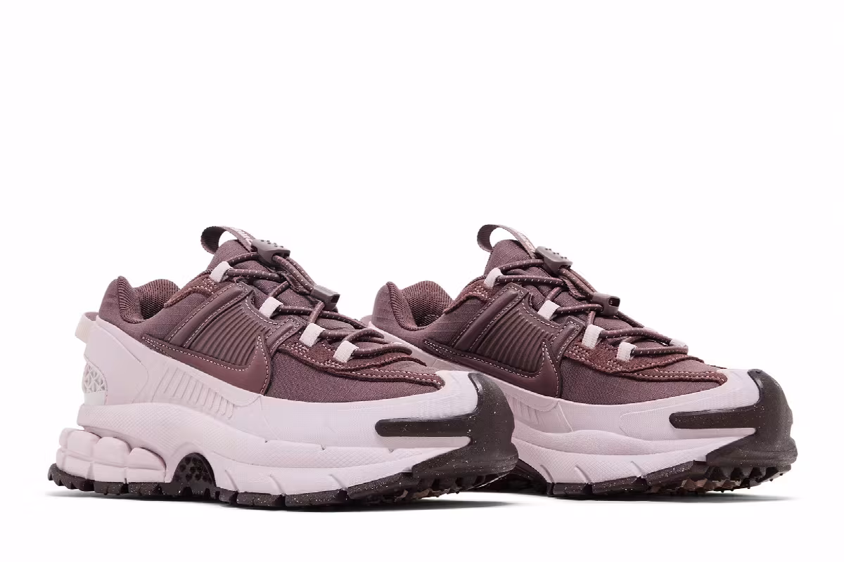 Nike Women's Zoom Vomero Roam Winterized Tattoo, view 9