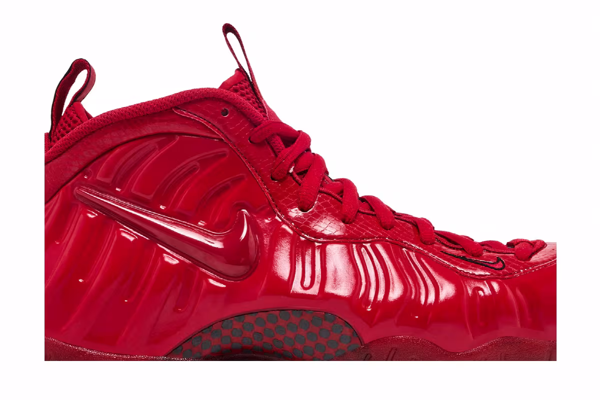 Nike Air Foamposite Pro Gym Red 2026, view 3