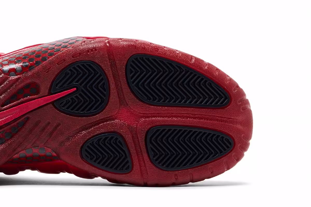 Nike Air Foamposite Pro Gym Red 2026, view 6