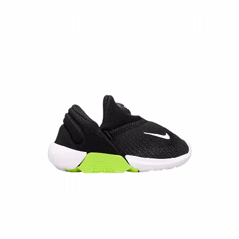 Nike Swoosh Go TD 'Black Volt'