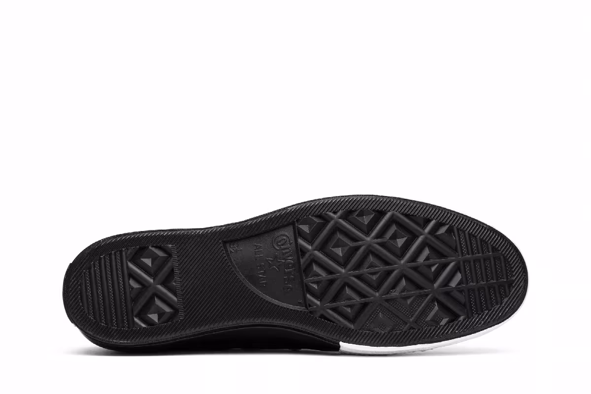Undercover x Converse Chuck 70 Low Order and Disorder, view 5