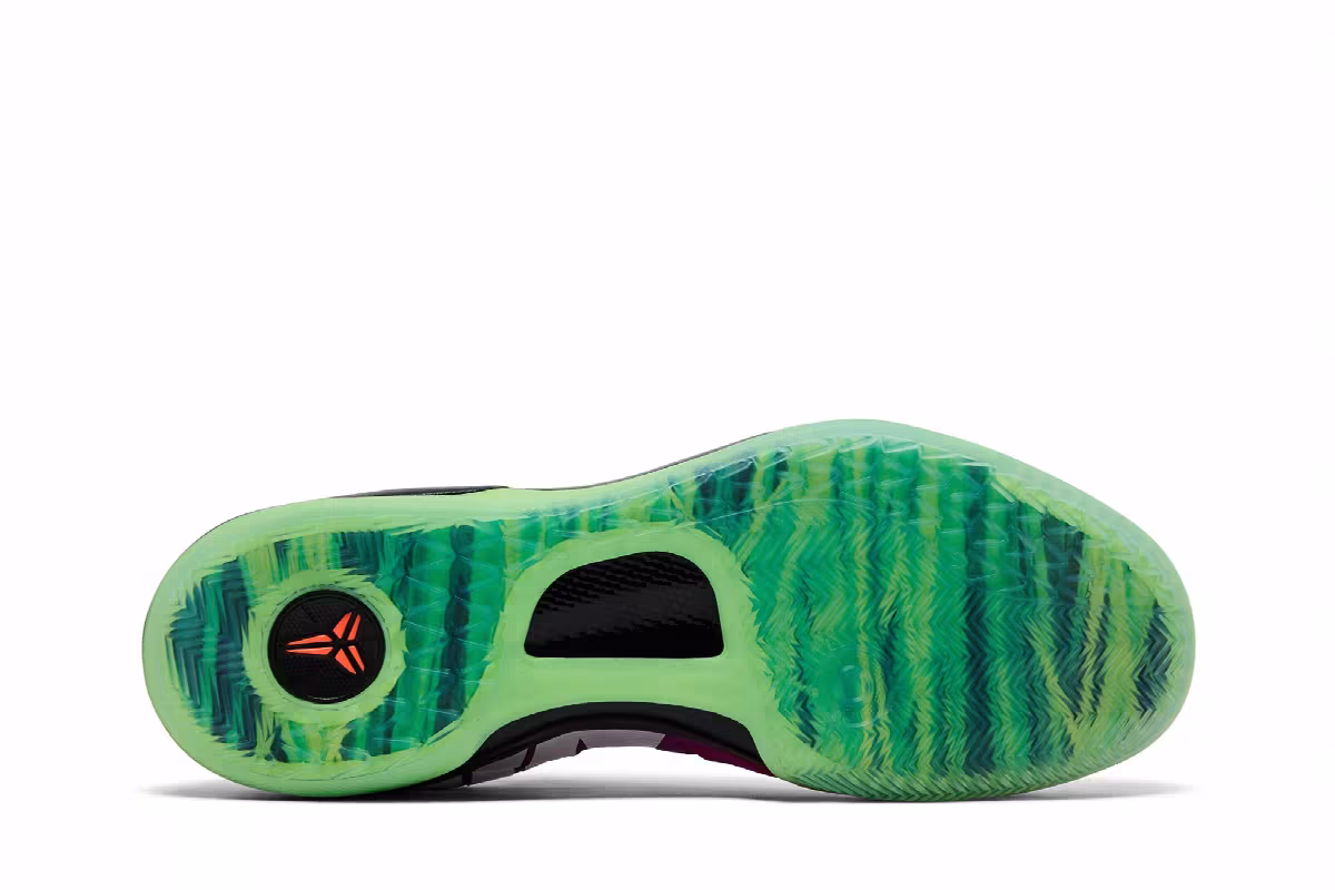 Nike Kobe 8 Protro Mambacurial, view 5