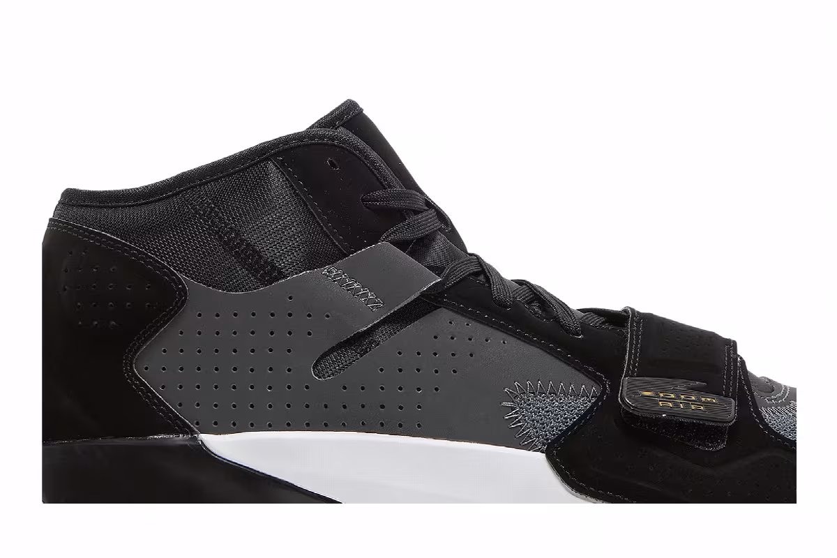 Air Jordan Zion 2 TB Black Metallic Gold, view 3
