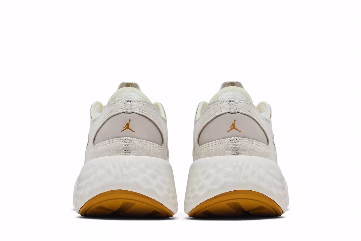 Air Jordan Women's Jordan Delta 3 Light Orewood Brown, view 7